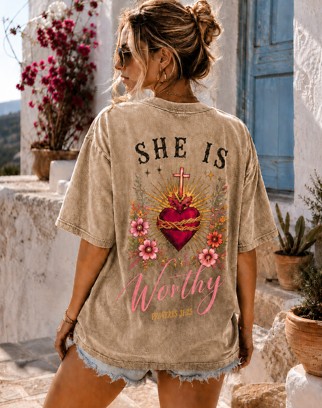 SHE IS Worthy™ – Vintage Sacred Heart Oversized T-Shirt