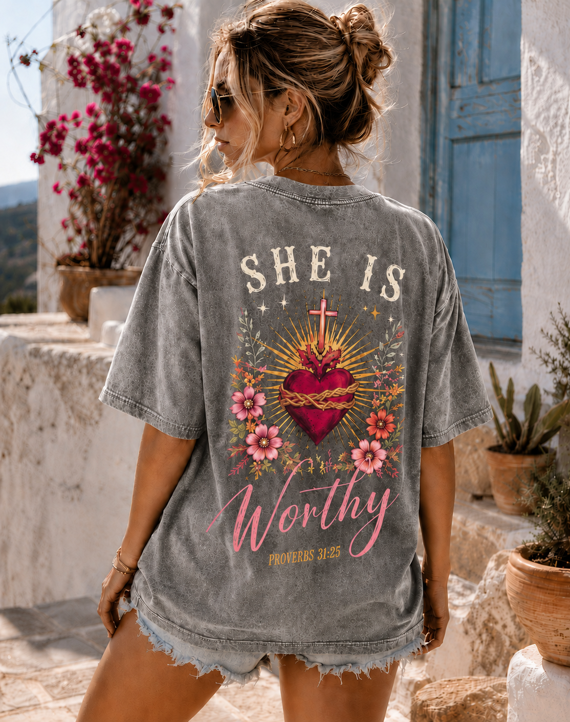 SHE IS Worthy™ – Vintage Sacred Heart Oversized T-Shirt