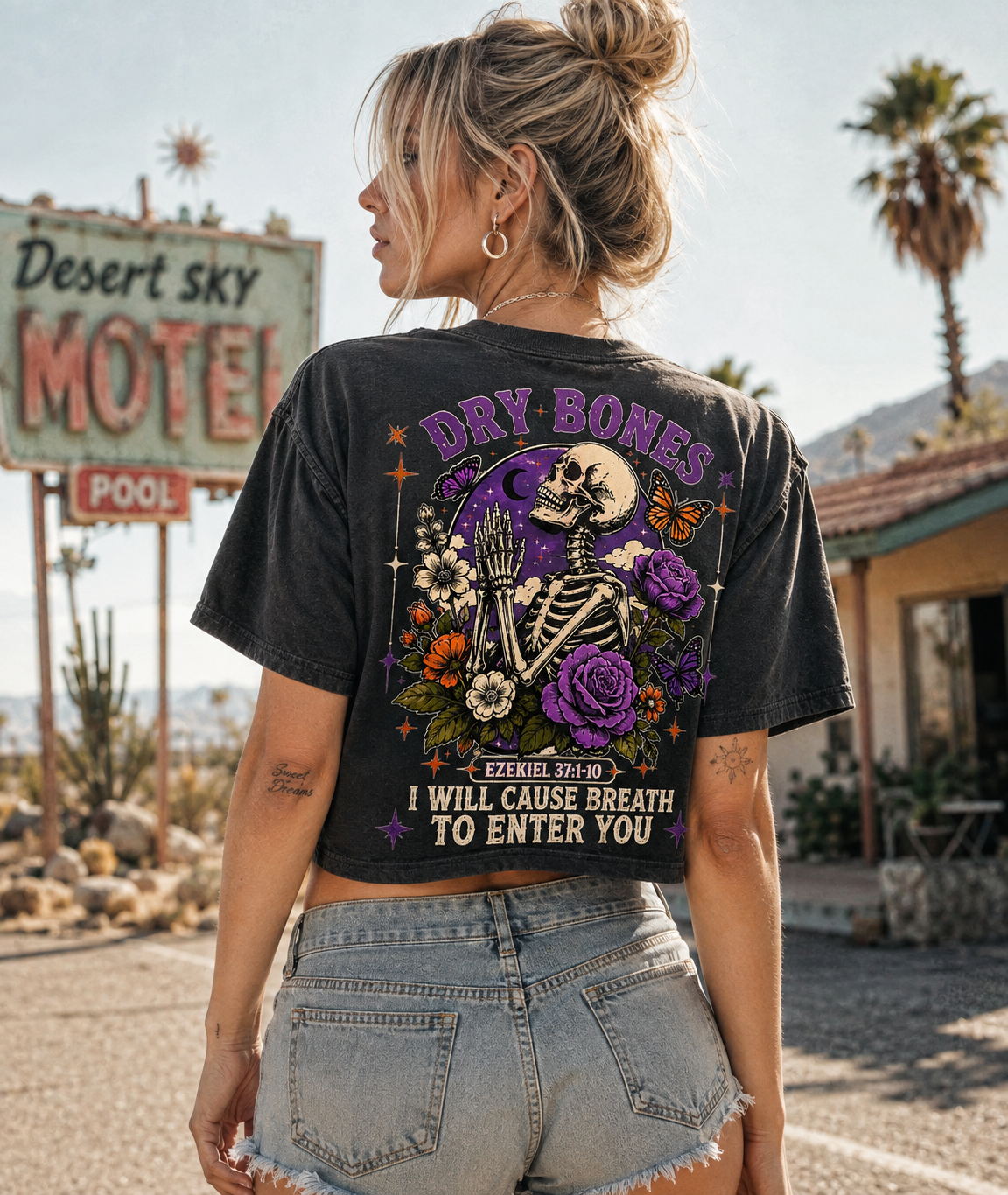 Dry Bones Vintage Graphic Crop Top – Washed Tee