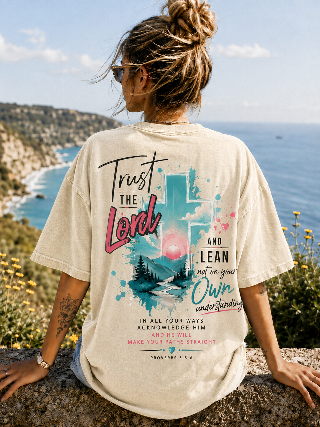 Vintage Faith Graphic T-Shirt – Trust the Lord