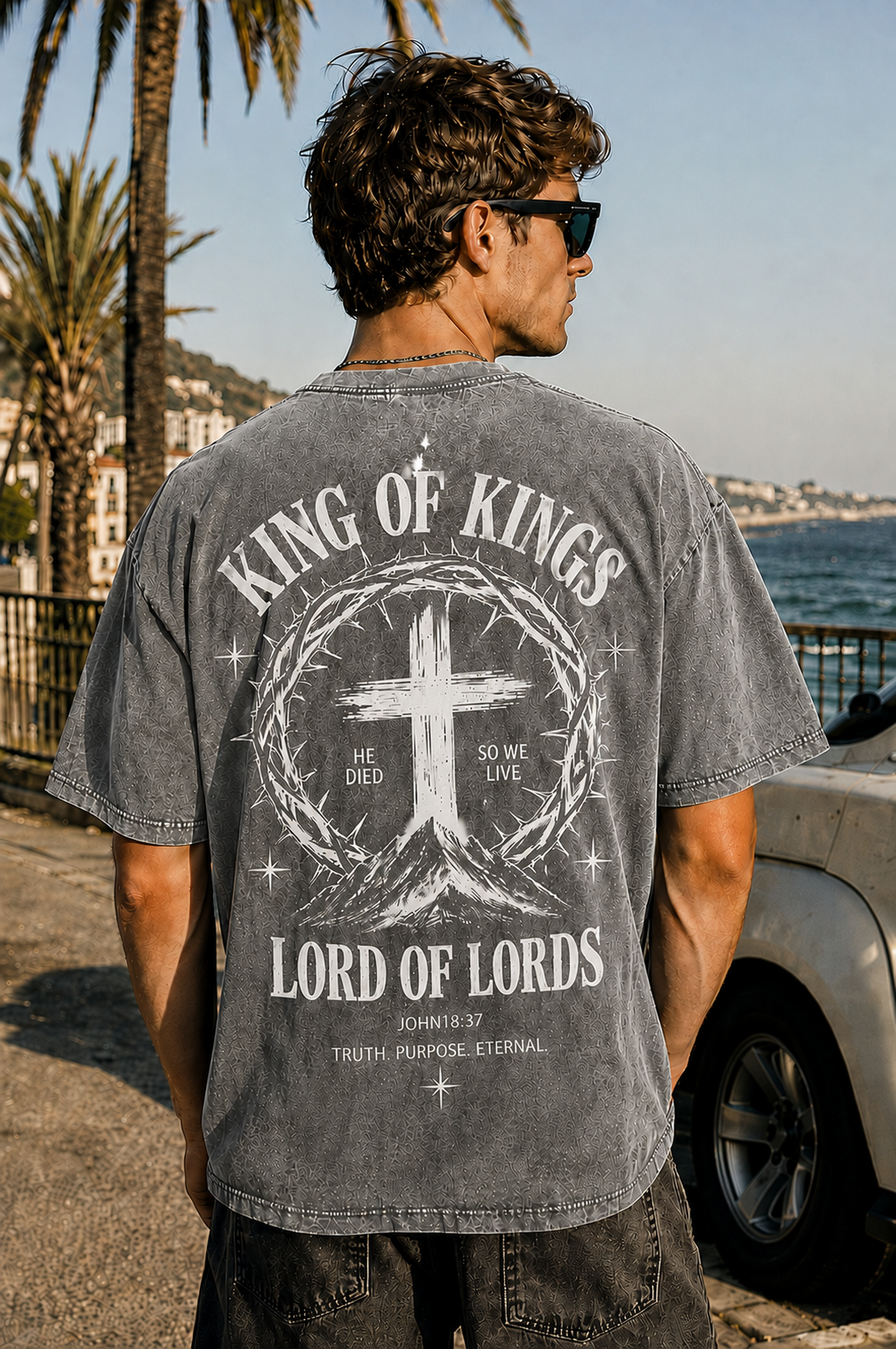 King of Kings Vintage Graphic T-Shirt – Oversized Washed Tee