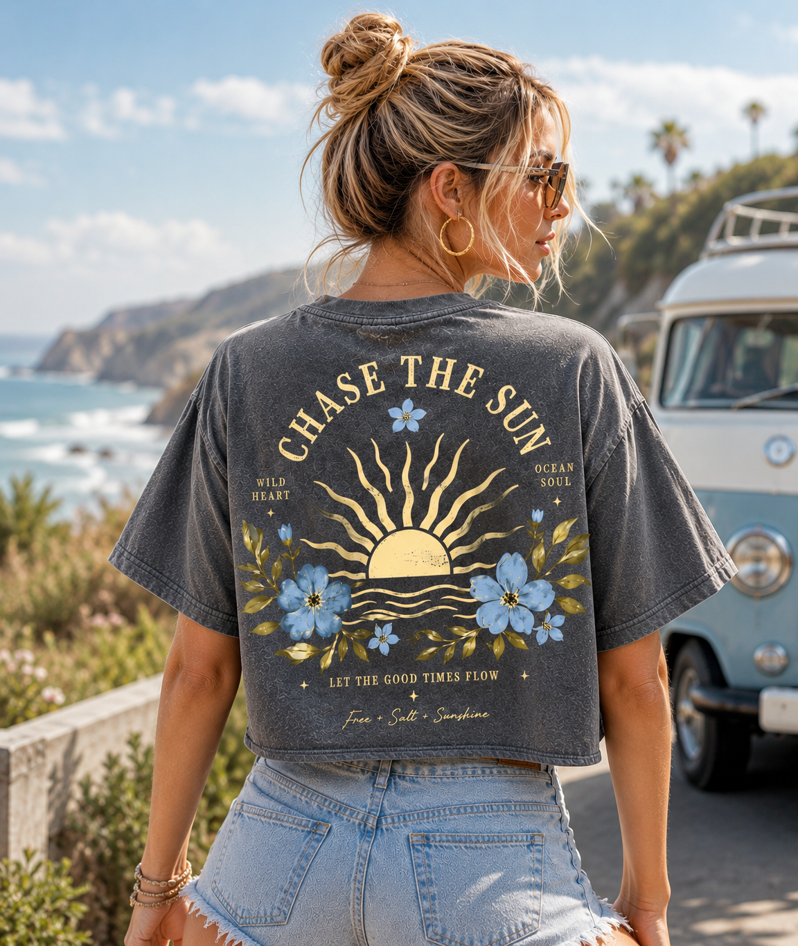 Chase The Sun – Vintage Floral Crop Top
