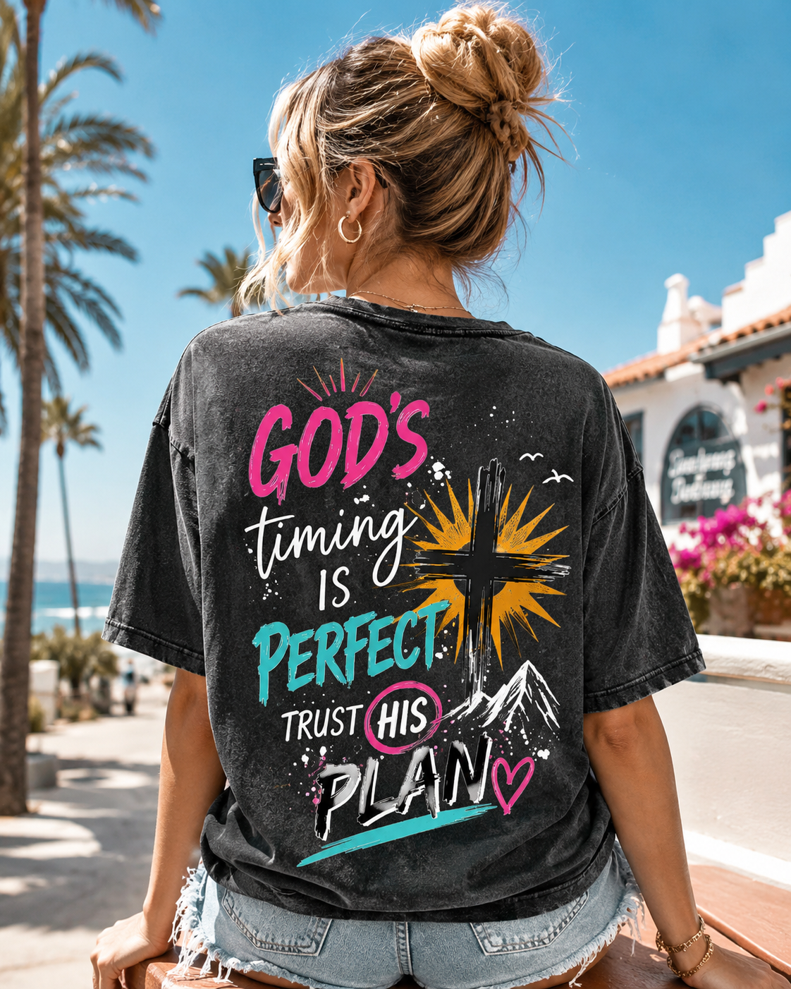 God’s Timing Is Perfect – Faith Graphic Washed Tee