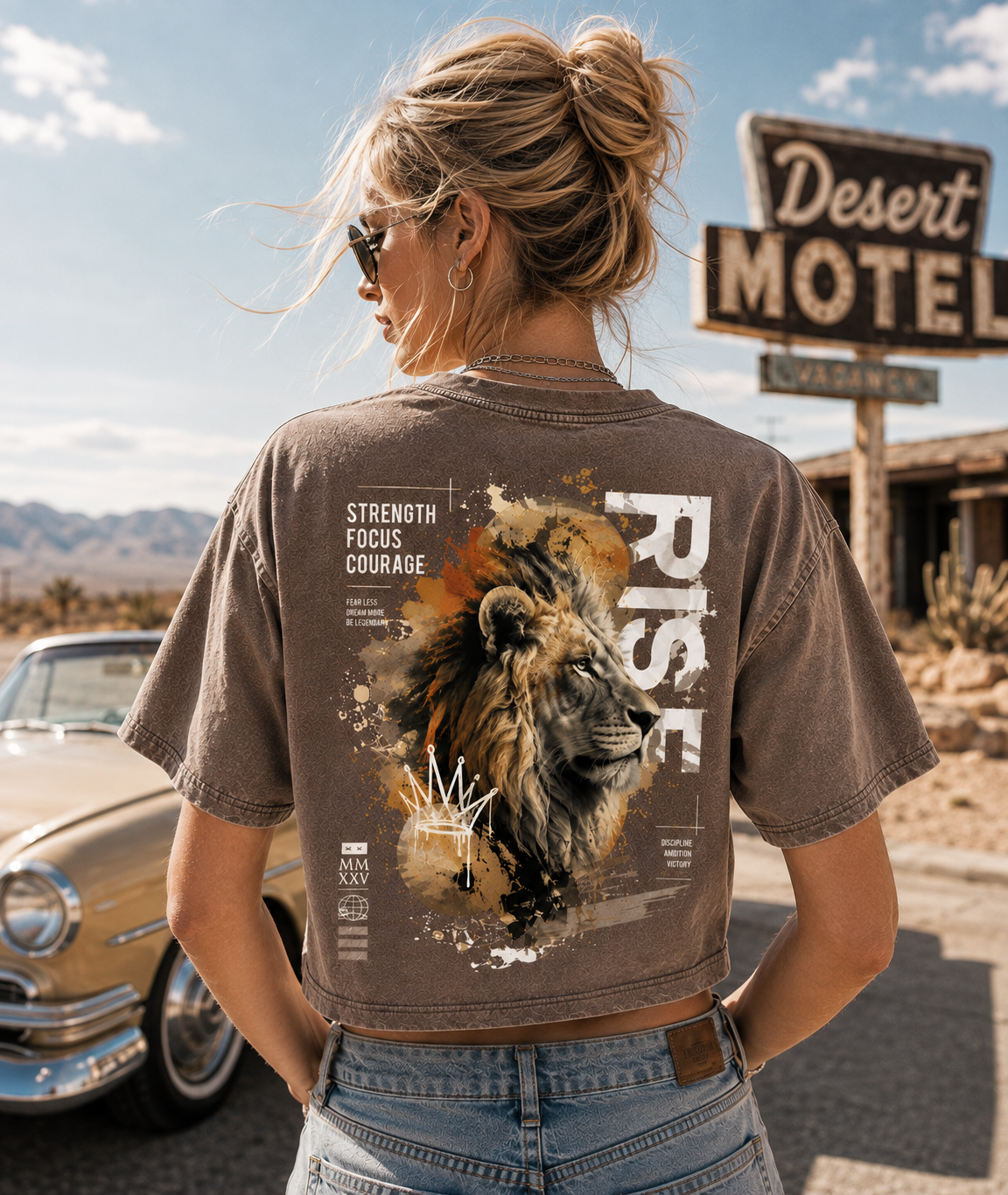 Rise Lion Vintage Crop Top – Women’s Graphic Tee