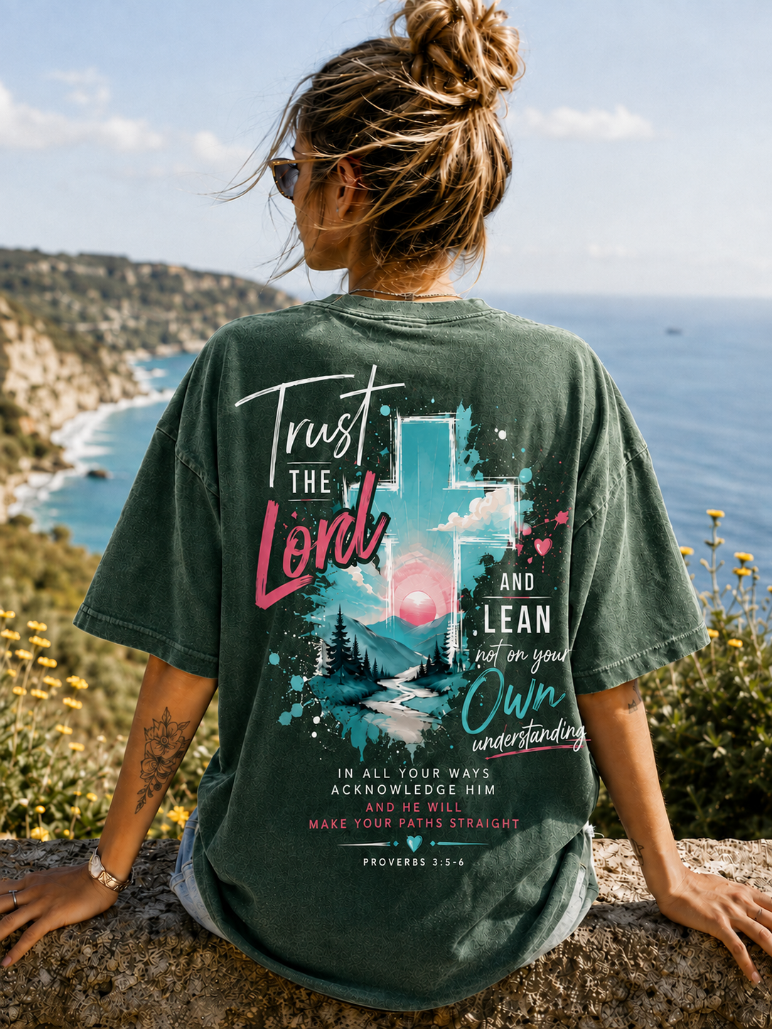 Vintage Faith Graphic T-Shirt – Trust the Lord