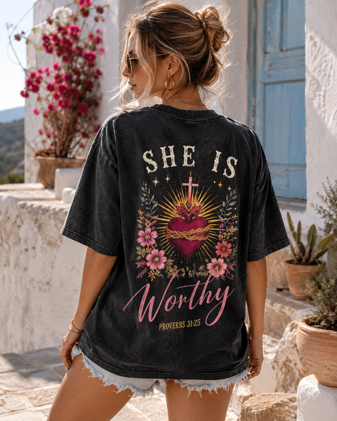 SHE IS Worthy™ – Vintage Sacred Heart Oversized T-Shirt