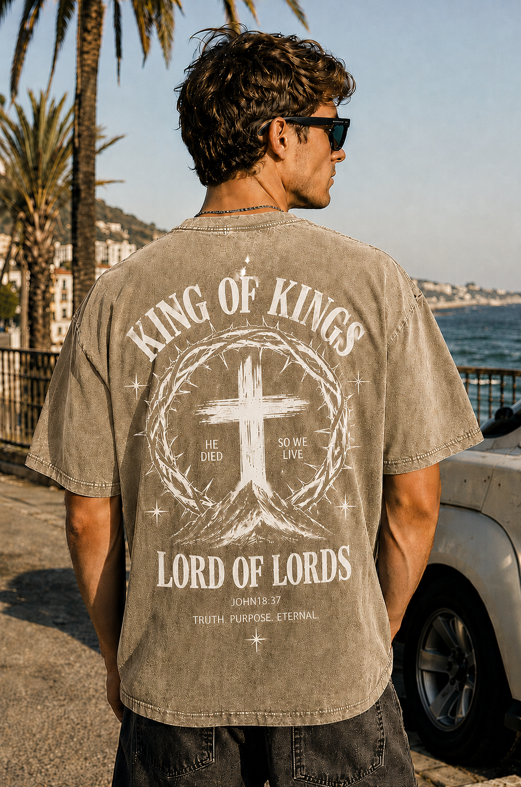 King of Kings Vintage Graphic T-Shirt – Oversized Washed Tee