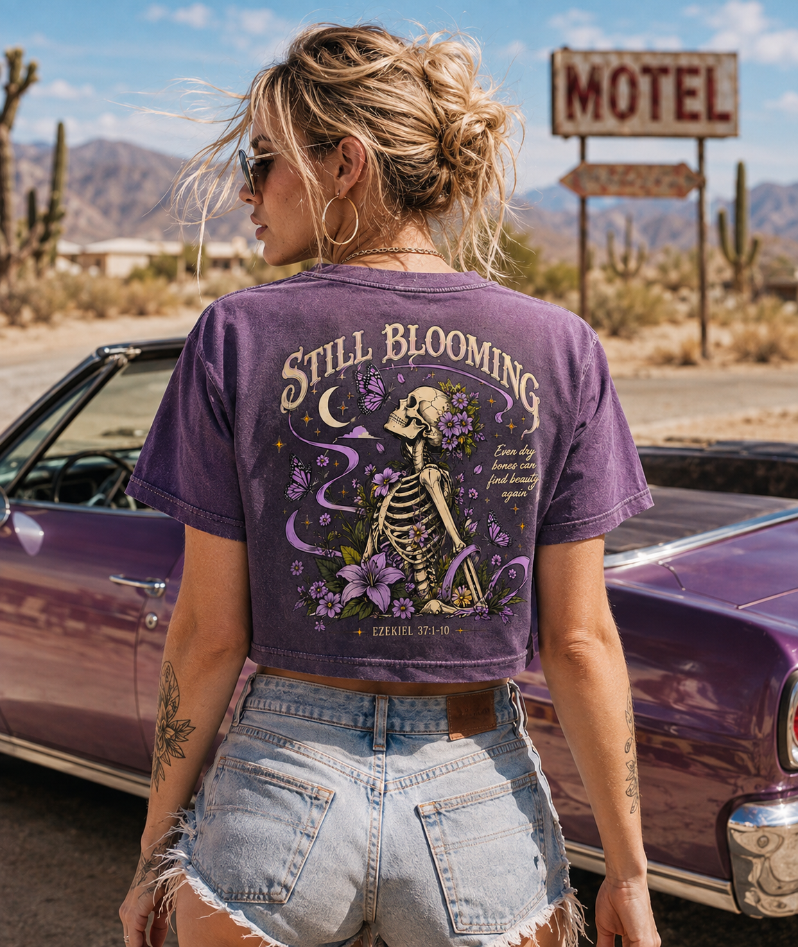 Still Blooming Skeleton – Vintage Wash Crop Tee