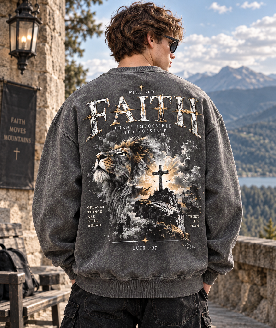 Faith Lion – Vintage Christian Sweatshirt