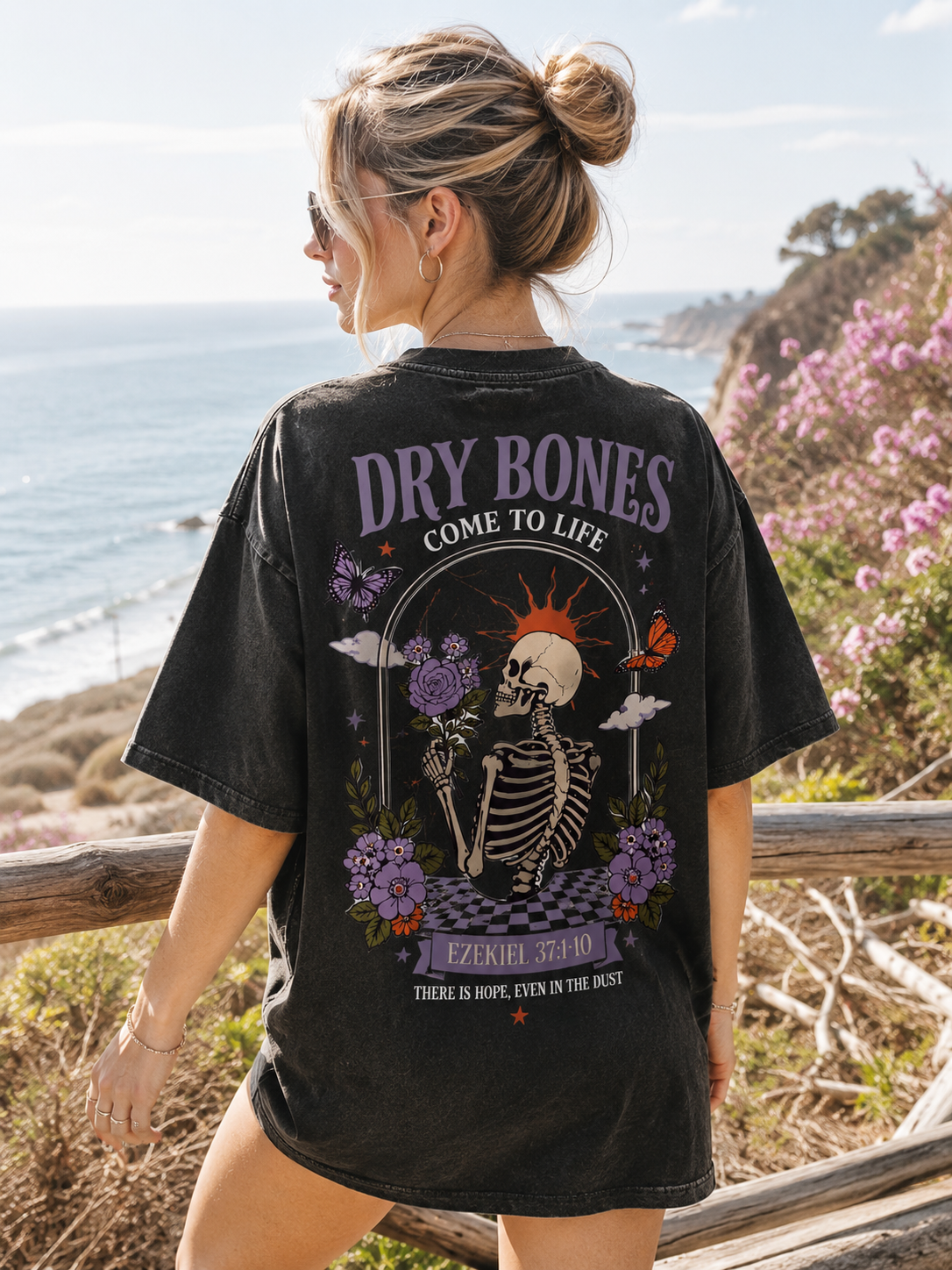 Vintage Dry Bones Graphic Tee – Washed Black Oversized T-Shirt