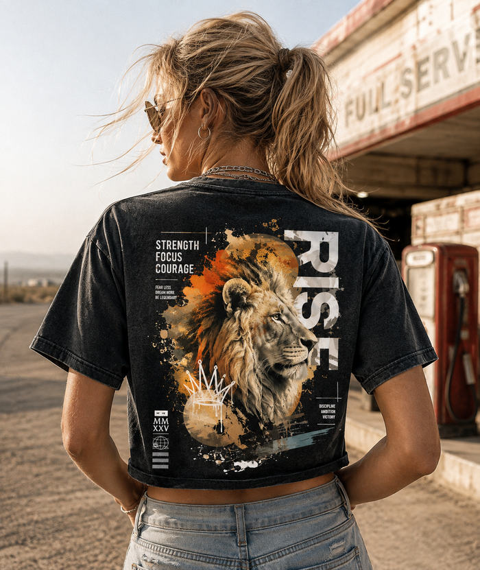 Rise Lion Vintage Crop Top – Women’s Graphic Tee