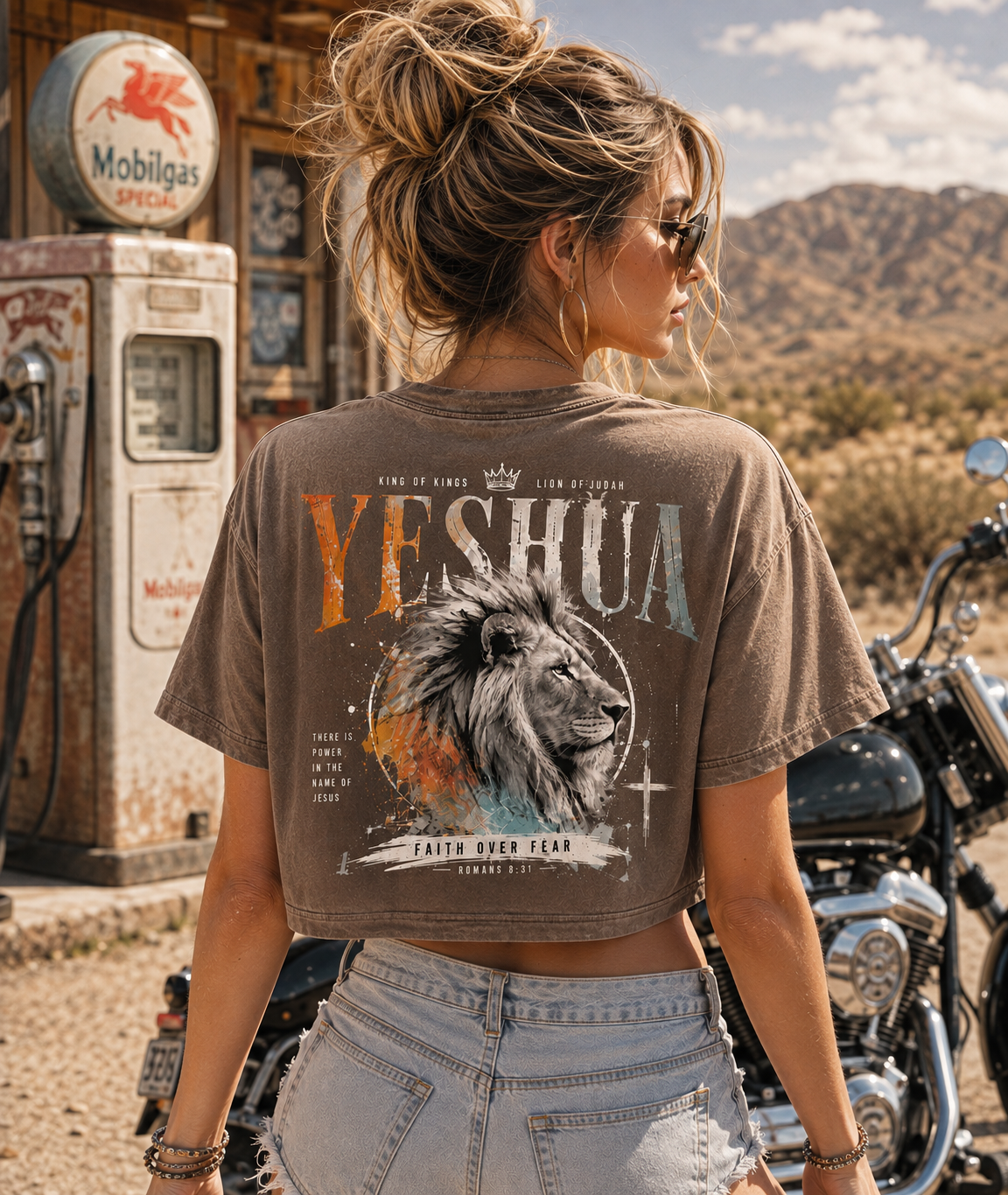 YESHUA Lion of Judah Crop Top – Vintage Faith Tee