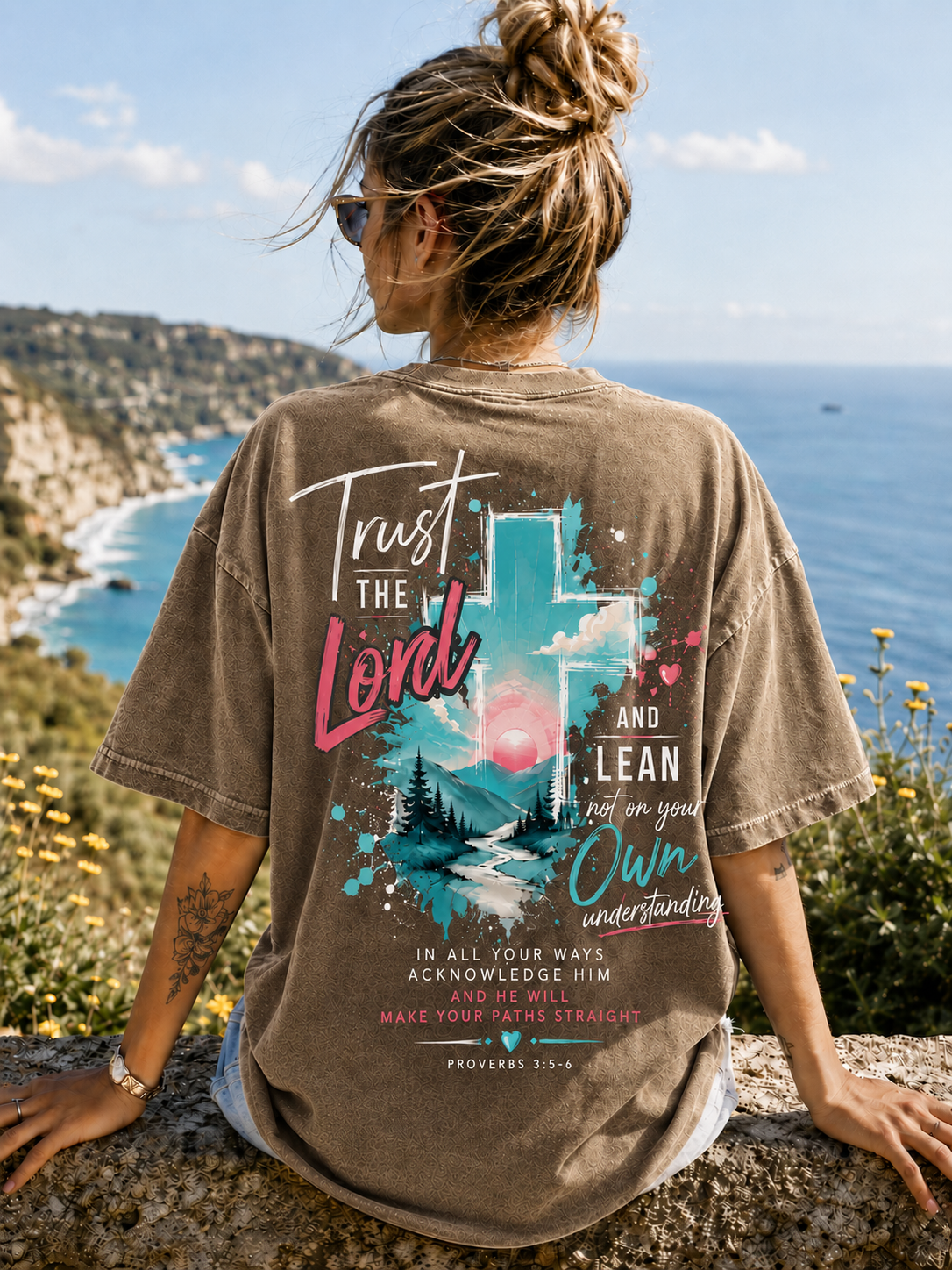 Vintage Faith Graphic T-Shirt – Trust the Lord