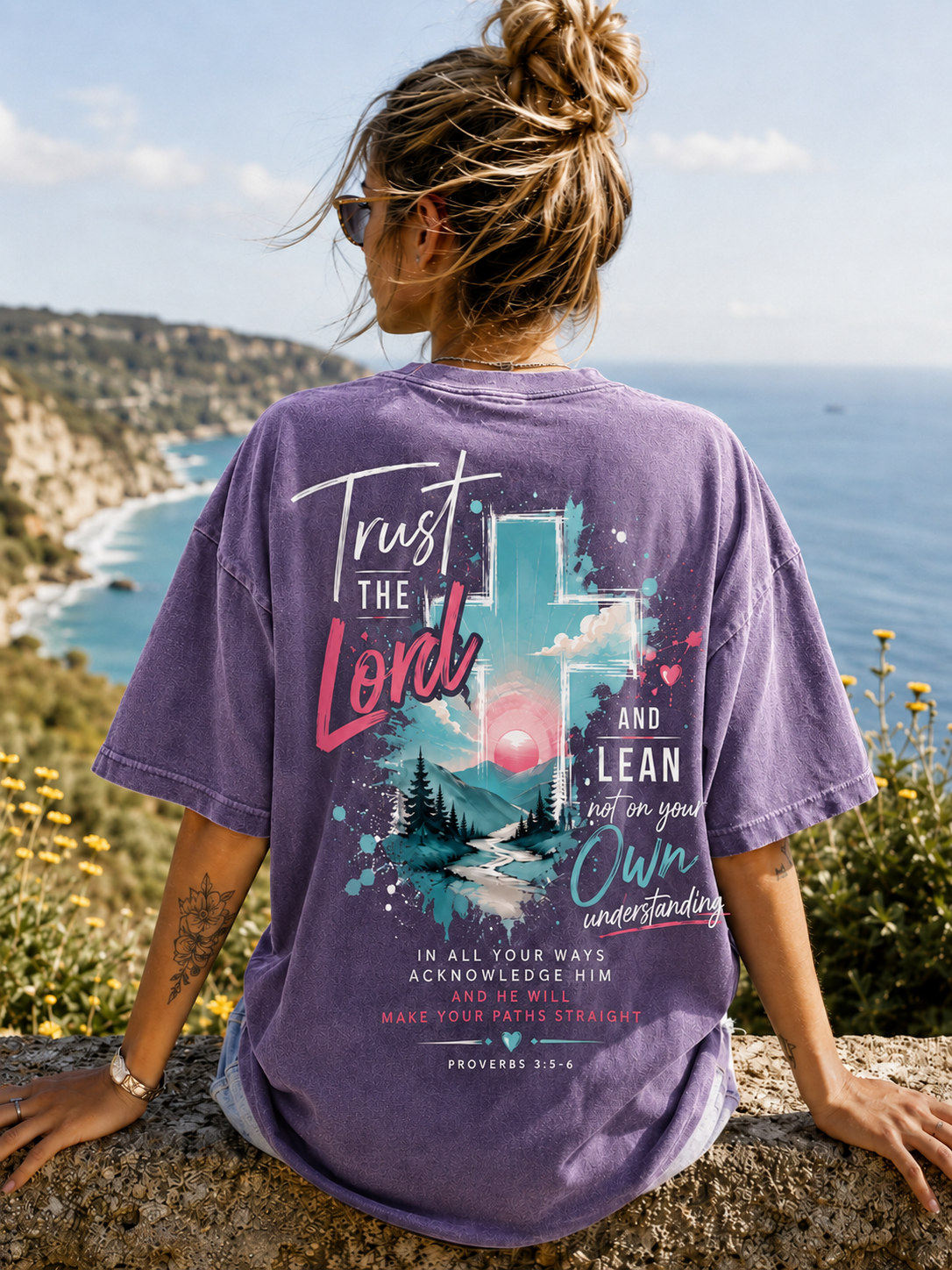 Vintage Faith Graphic T-Shirt – Trust the Lord