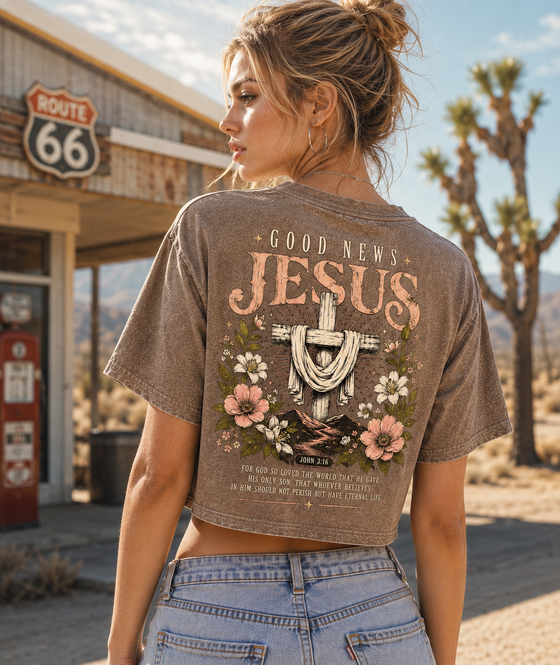 Vintage Jesus Floral Crop Top – Good News Graphic