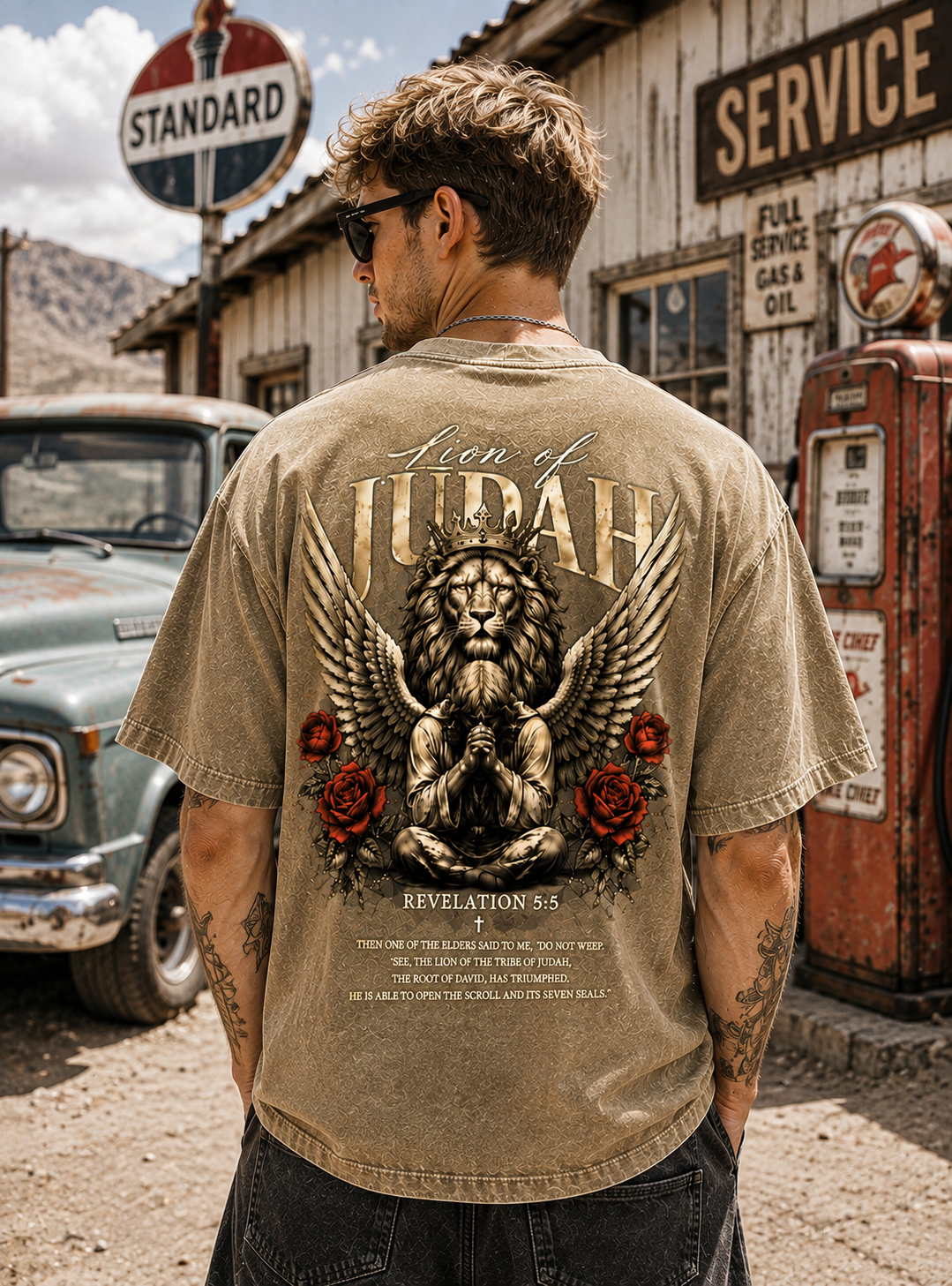 Savior – Lion of Judah Vintage Tee